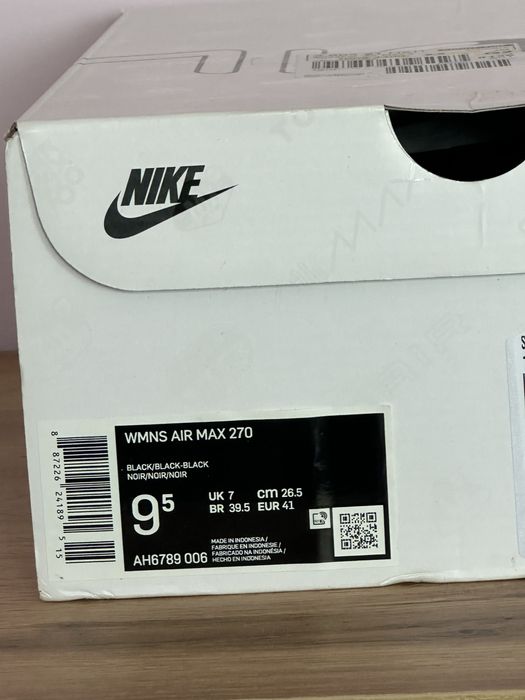 Дамски маратонки Nike Air Max 270