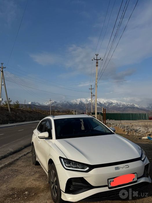 Продаётся автомобил byd e2 luxuri 2023 год выпуска идеально состояния!