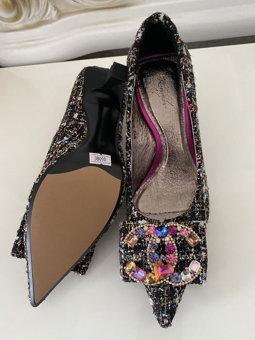 Продам женские туфли