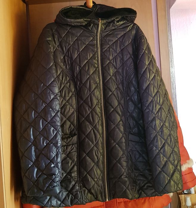 Продам 10 курток