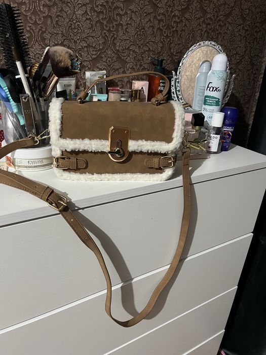 Продам стильную сумку новая