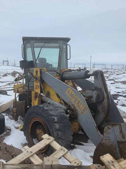 Фронтальный погрузчик