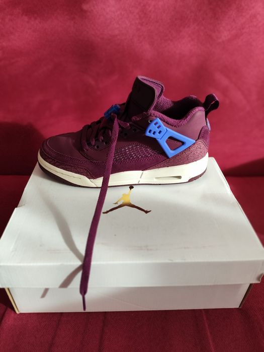 De vînzare Nike Air JORDAN 4