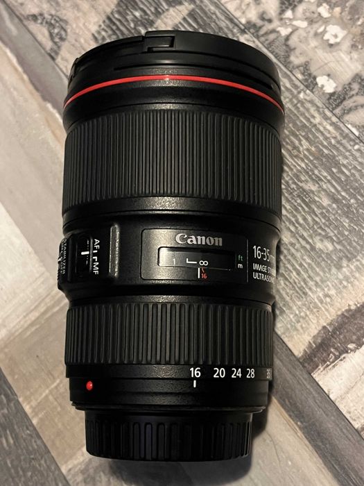 Canon EF 16-35mm f/4L IS USM