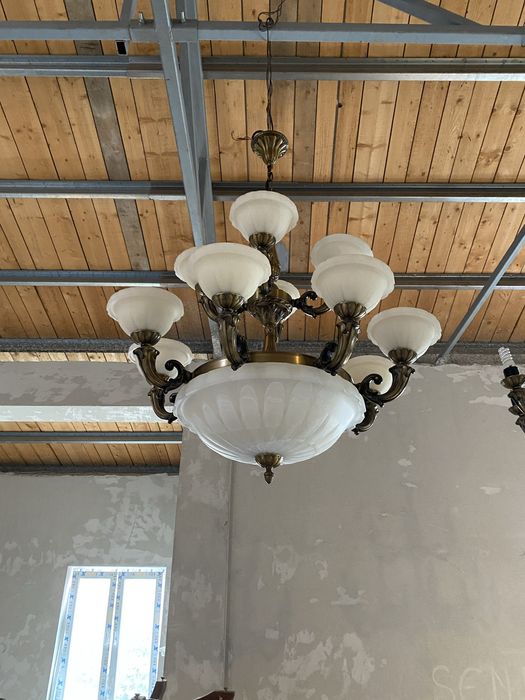 Candelabru si aplici de perete