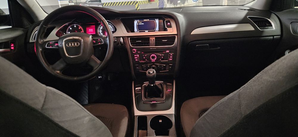 Vand AUDI A4, 2.0 diesel, an 2012, Manual 6+1, LED, Ingrijit, Acte la Zi