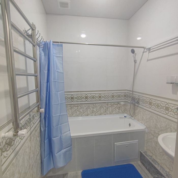 Сергели 5-Бекатга 1 км Нурхает 2/9/9 Срочна Арендага Берилади.