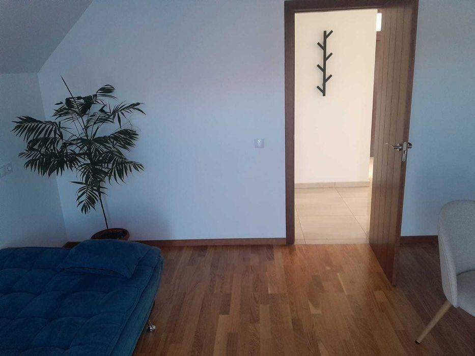 Dau in chirie apartament la casa in Nasaud