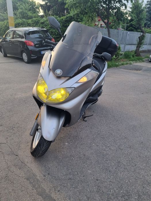 Yamaha Majesty 400 2004 întreținută
