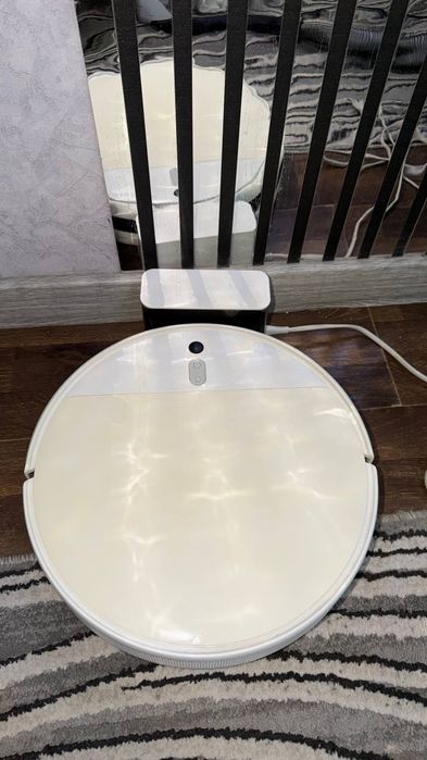 Робот пылесос MI