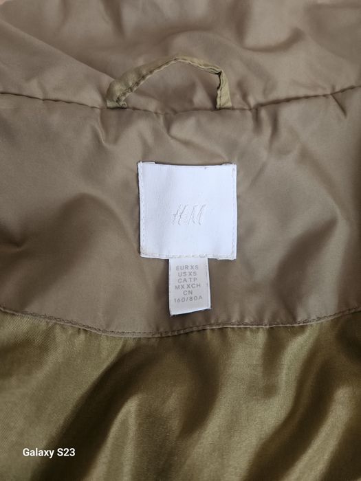 Vesta H&M  măsura S. 45 lei