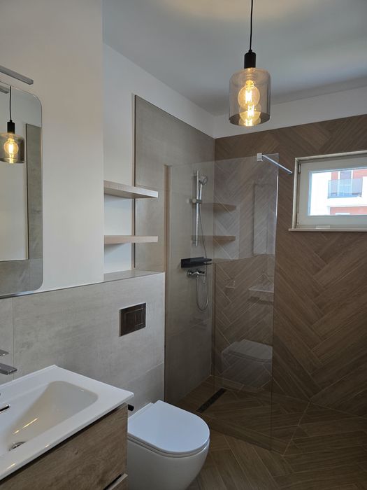 Inchiriez studio modern 2025