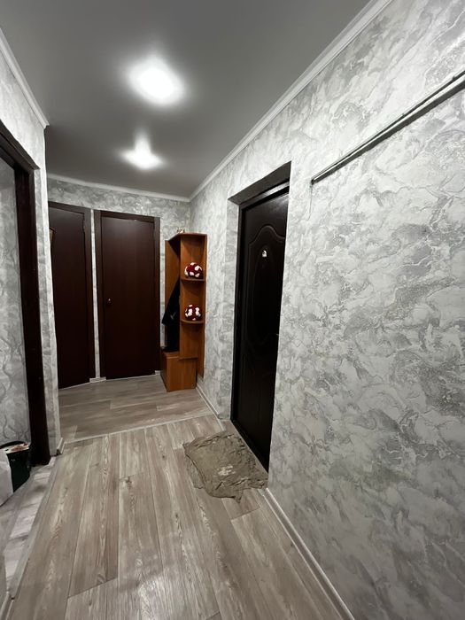 Продаю 2 комнатную квартиру в старом городе ру