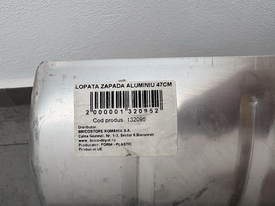 Vand lopata mare de zapada de aluminiu si maner de lemn