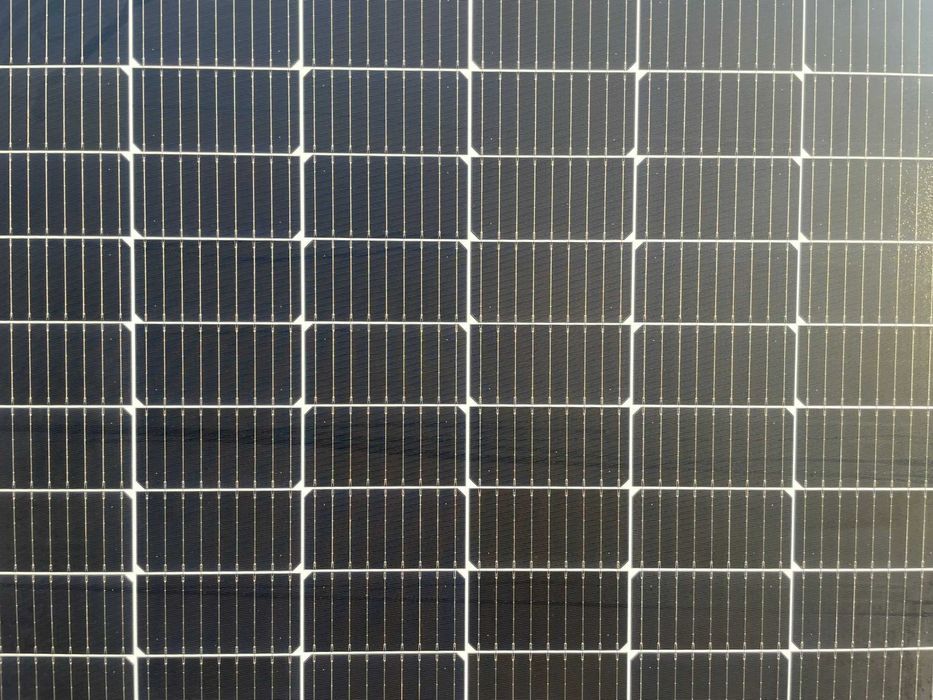450w panouri solare fotovoltaice livrare din stoc sistem prindere