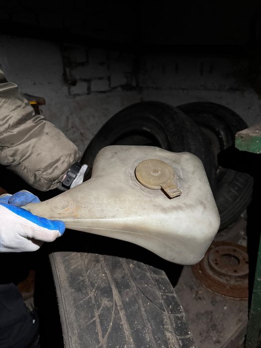 Бачок омывателя бмв е30, bmw e30