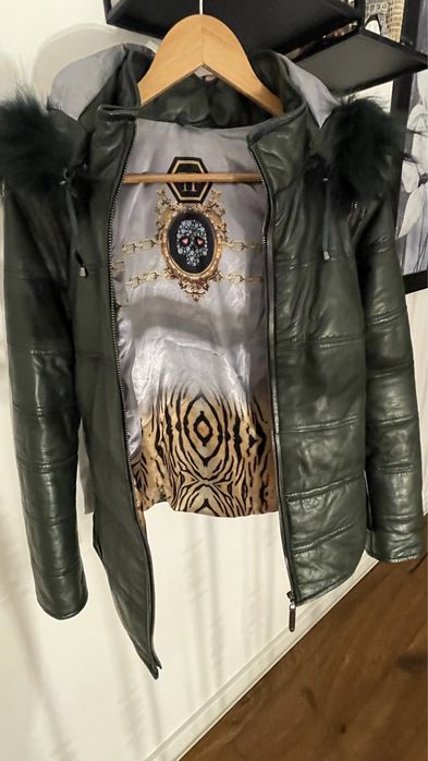 Vand haina piele verde cu gluga noua