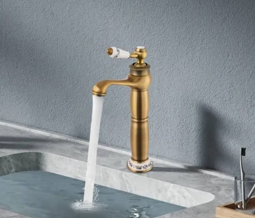 Baterie lavoar antic