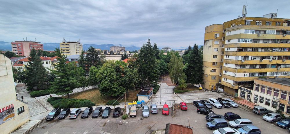 Продава се Тристаен апартамент в Ботевград - 117 кв.м за 13 €/кв.м - Снимка #16