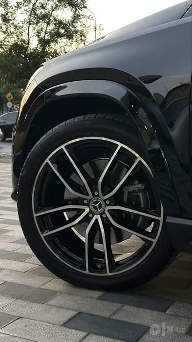 Mercedes Benz GLS 450