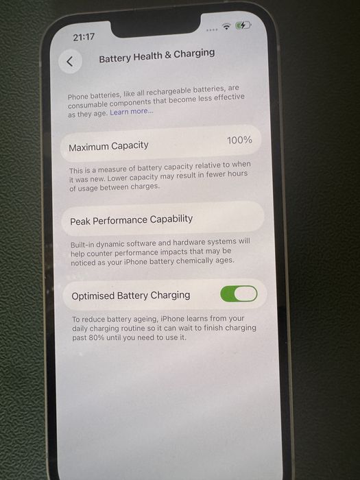 Iphone 13 128gb foarte putin folosit