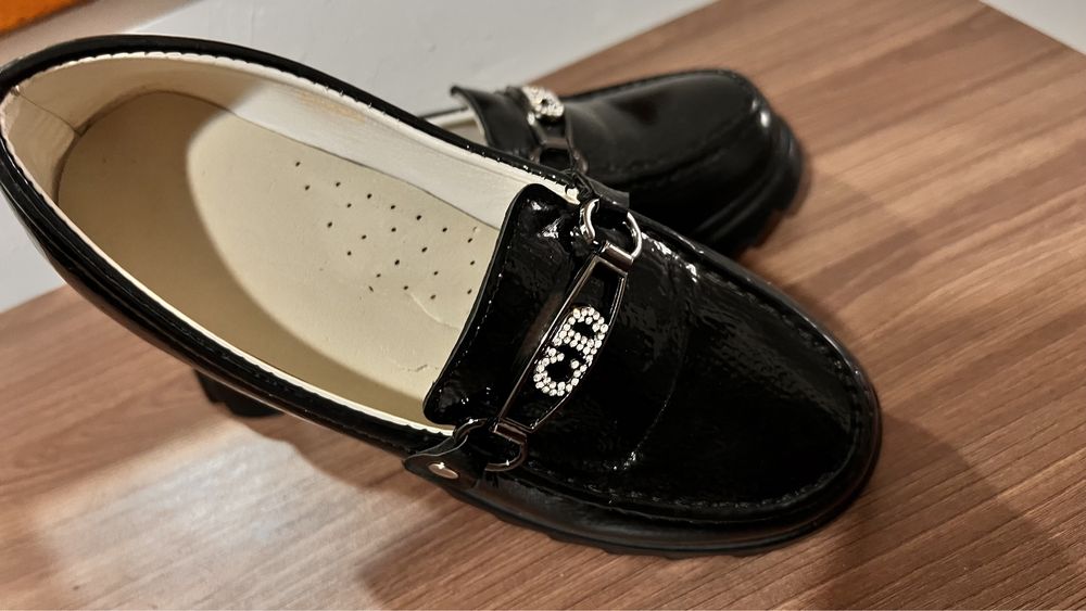 Обувь школьная обувь