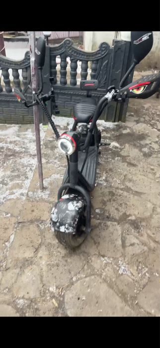 Vand scuter electric