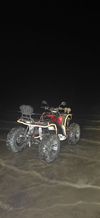 Продам квадроцикл атв 300 4x4