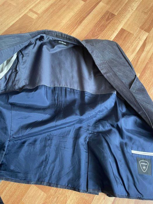 Стильный пиджак с брюками от Strellson.