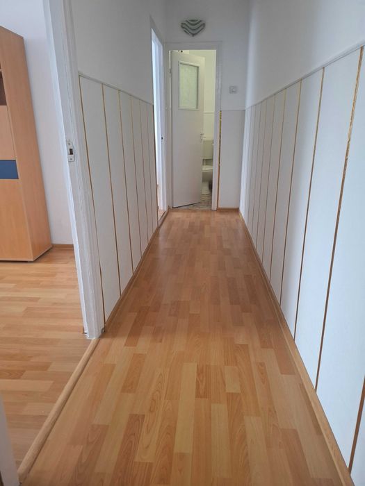 Proprietar inchiriez apartament 3 camere