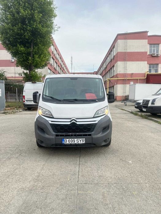 Închirieri dubă  Autoutilitare  RENT A CAR | Modele Diverse
