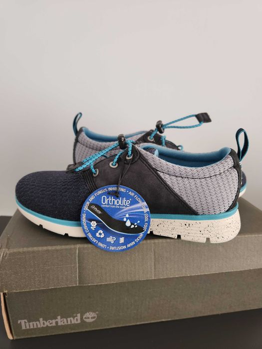 Кроссовки детские на мальчика