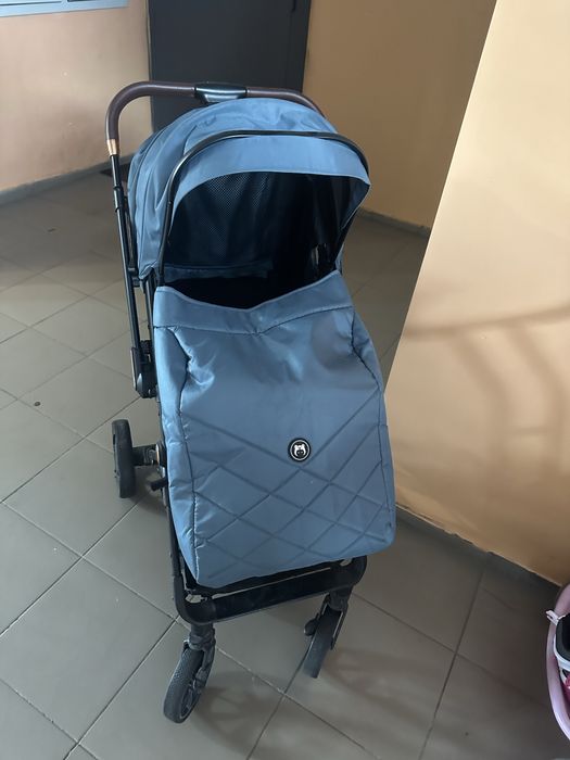 Продам коляску  в хорошем состояние