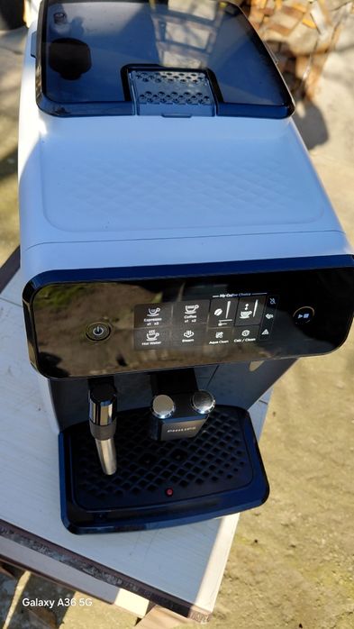 Продавам Кафеавтомат ФИЛИПС много малко работила .