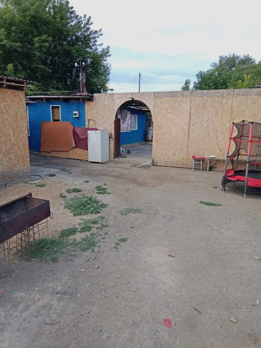 Продам участок с фундаментом