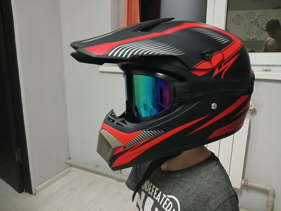 Шлем для велоспорту и пита