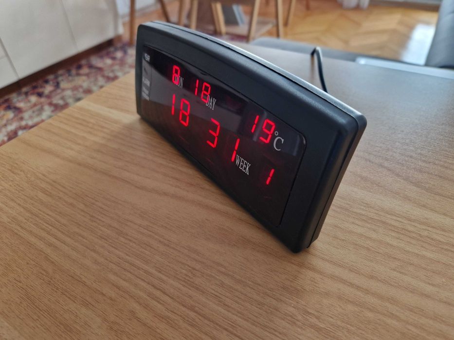 LED Електронен часовник