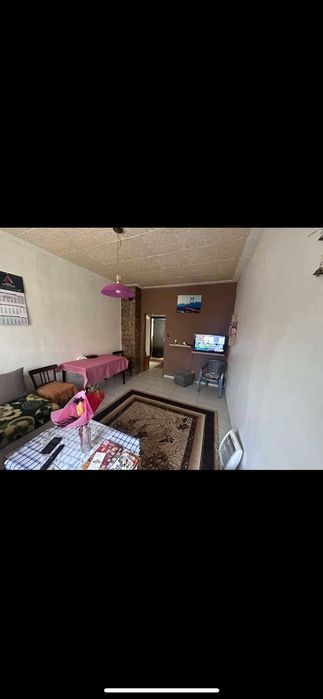 Отдавам тристаен в Кючук Париж!