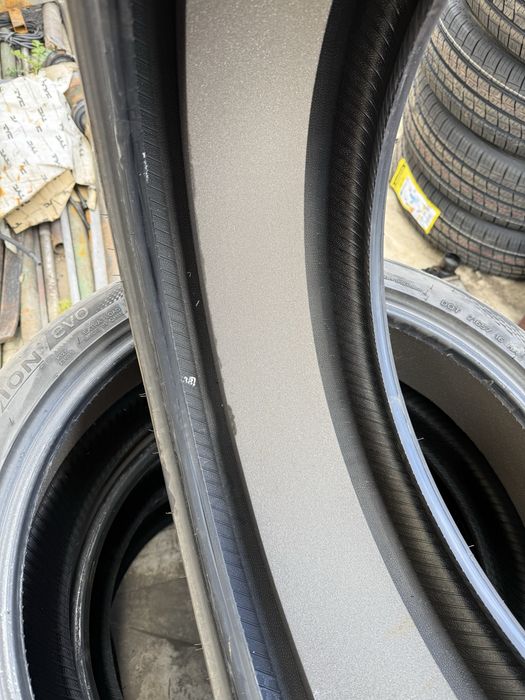 235 40 19 свалени от Тесла