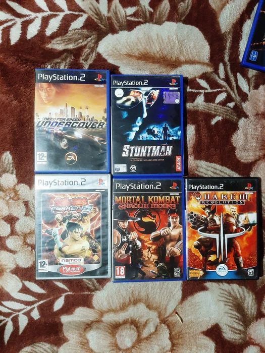 Vând PlayStation 2 în stare buna ps2