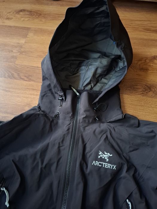 Arc'teryx gore tex дамско яке XL размер.