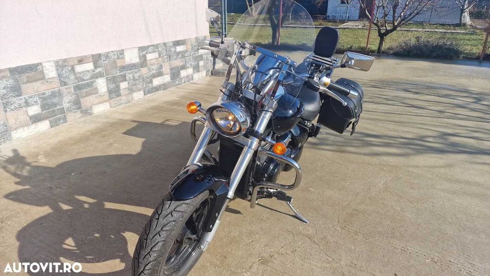 Suzuki Intruder M(VZ) 800
