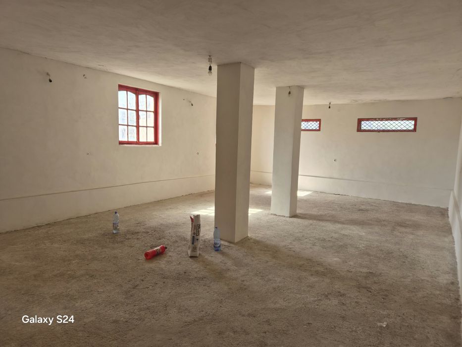 Casa/Spatiu comercial