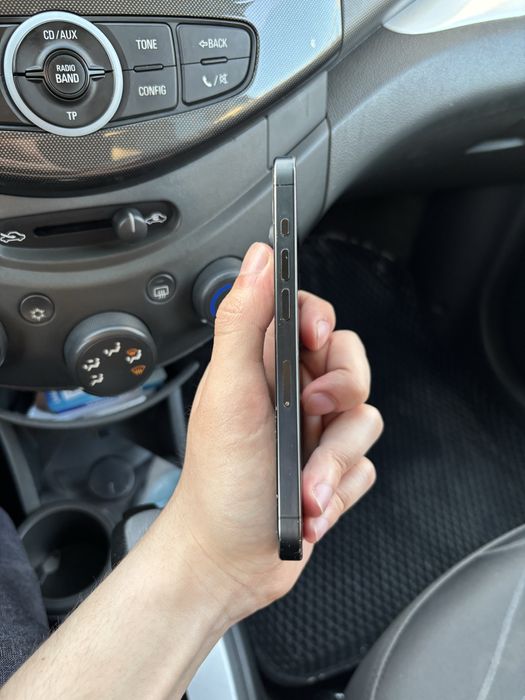 Iphone 15 Pro dual sim