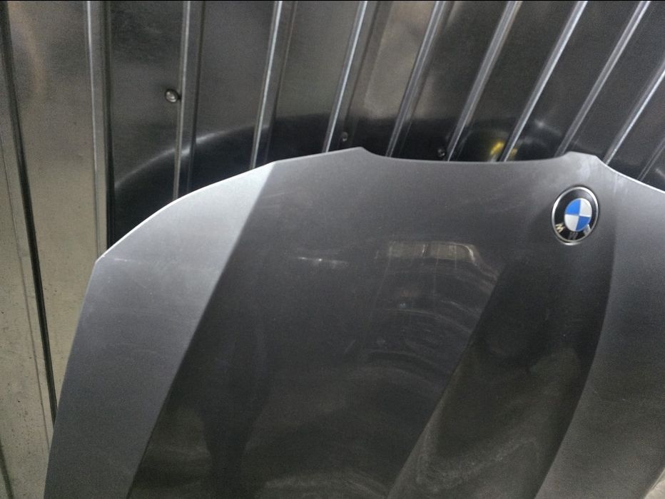 Capota  motor BMW E90 e91  Facelift gri