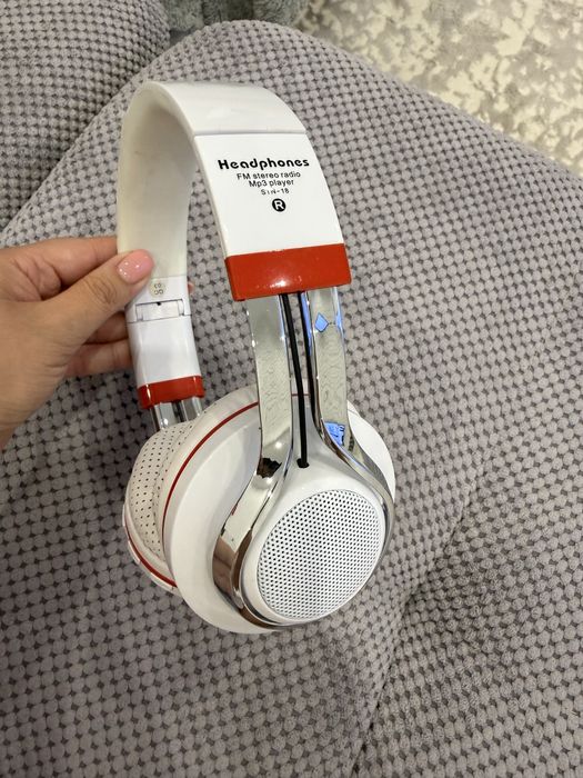 Продам наушники