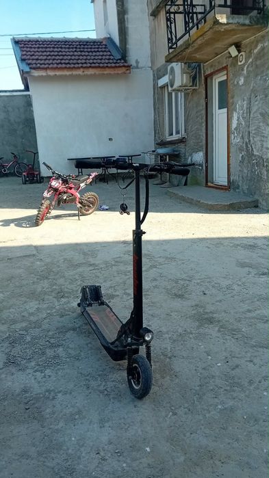 Тротинетка и мотор