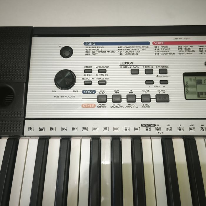 Синтезатор YAMAHA-YPT260