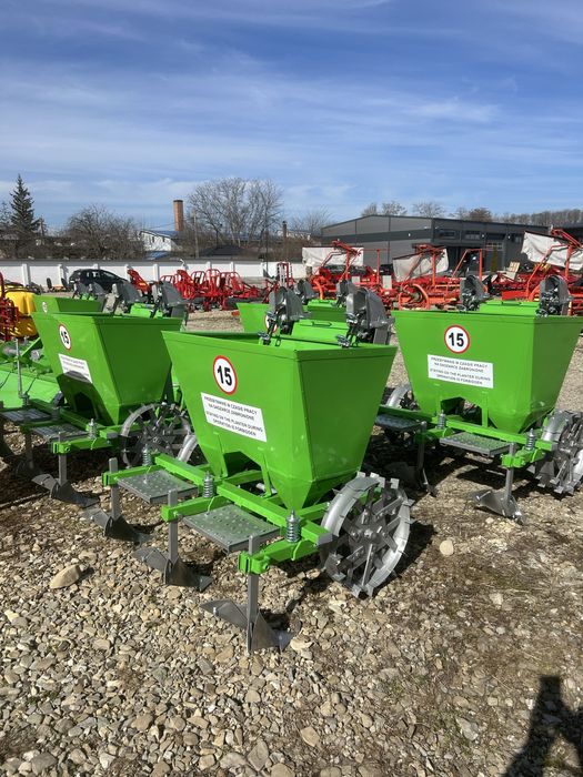 Masina plantat cartofi Bomet 2 randuri cu fertilizare