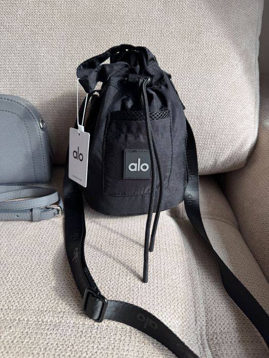 НАМАЛЕНИЕ оригинални чанти  Alo Yoga, Pinko, DKNY, Marc Jacobs